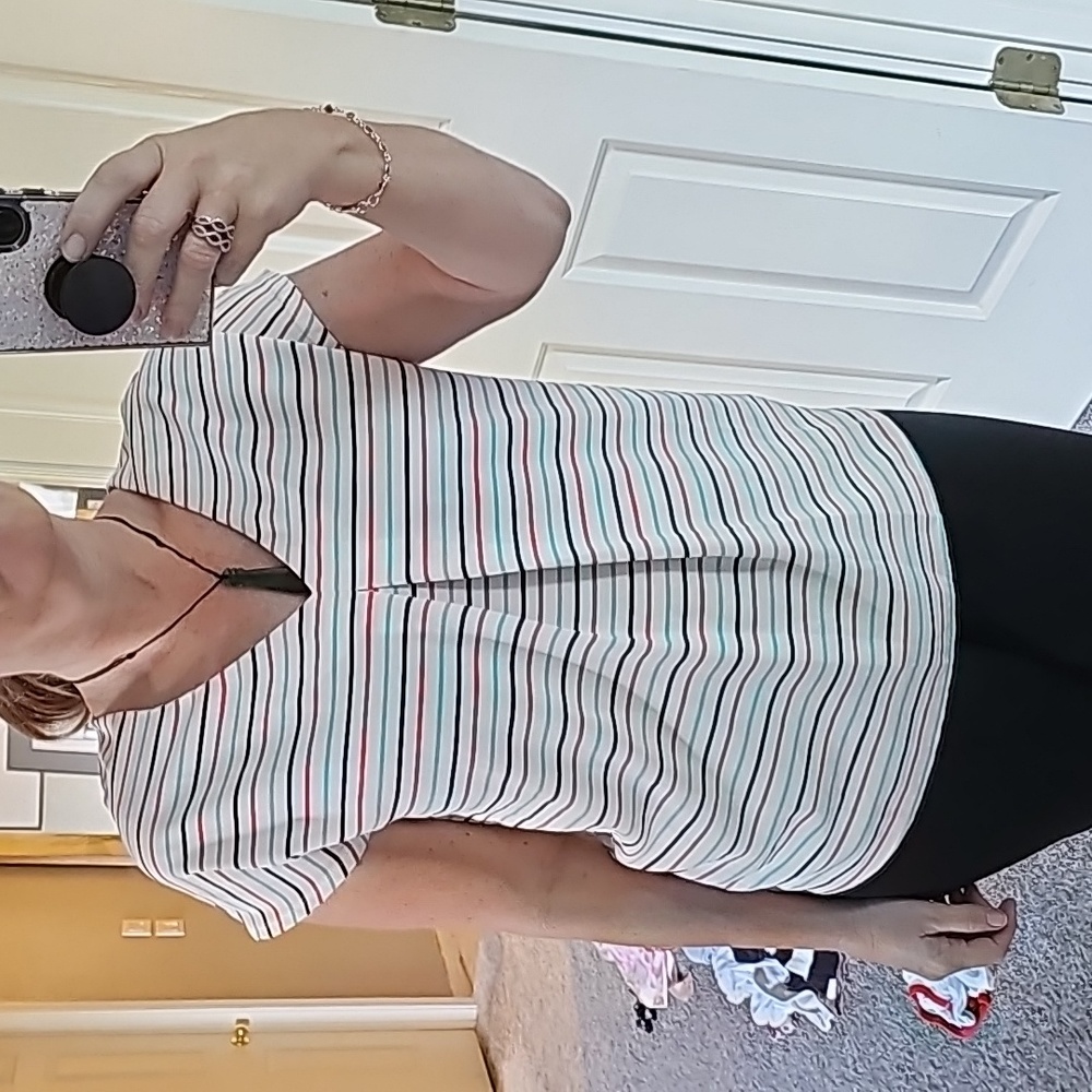 AWESOME LOFT STRIPED V NECK CAPPED SLEEVE BLOUSE